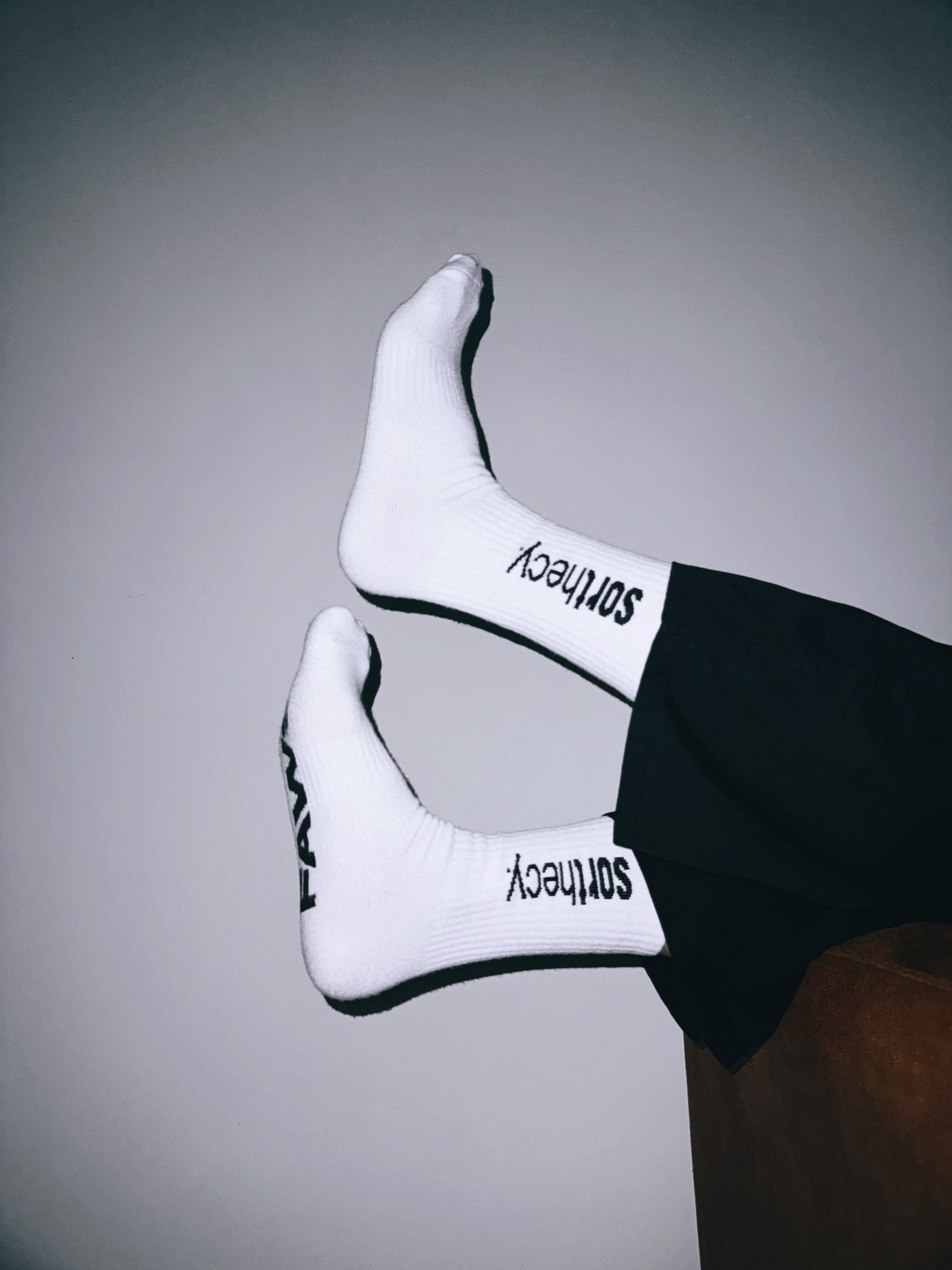 S0RTHECY LONG SOCKS