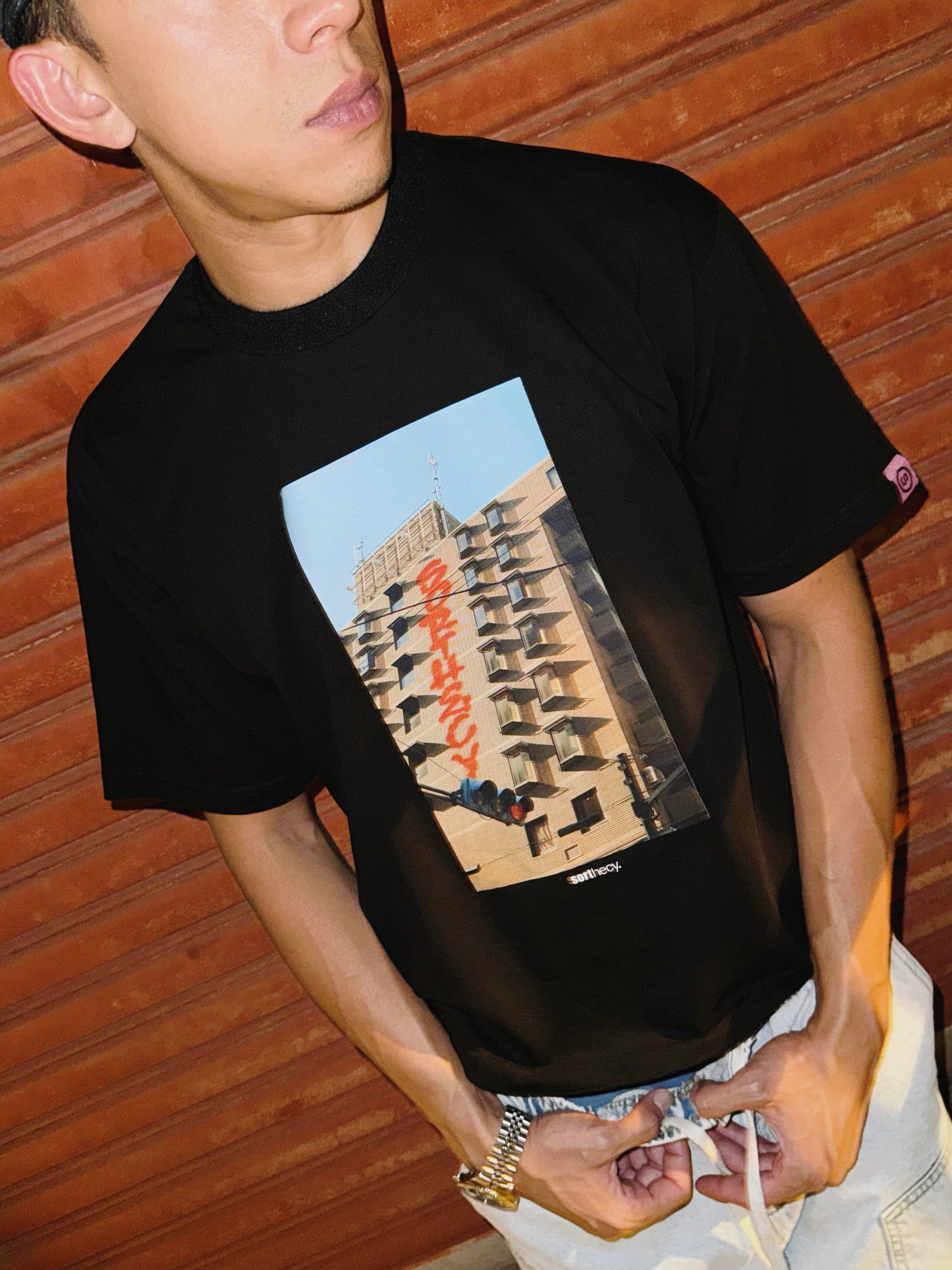 SORTHECY STATE OF DREAM TEE BLACK