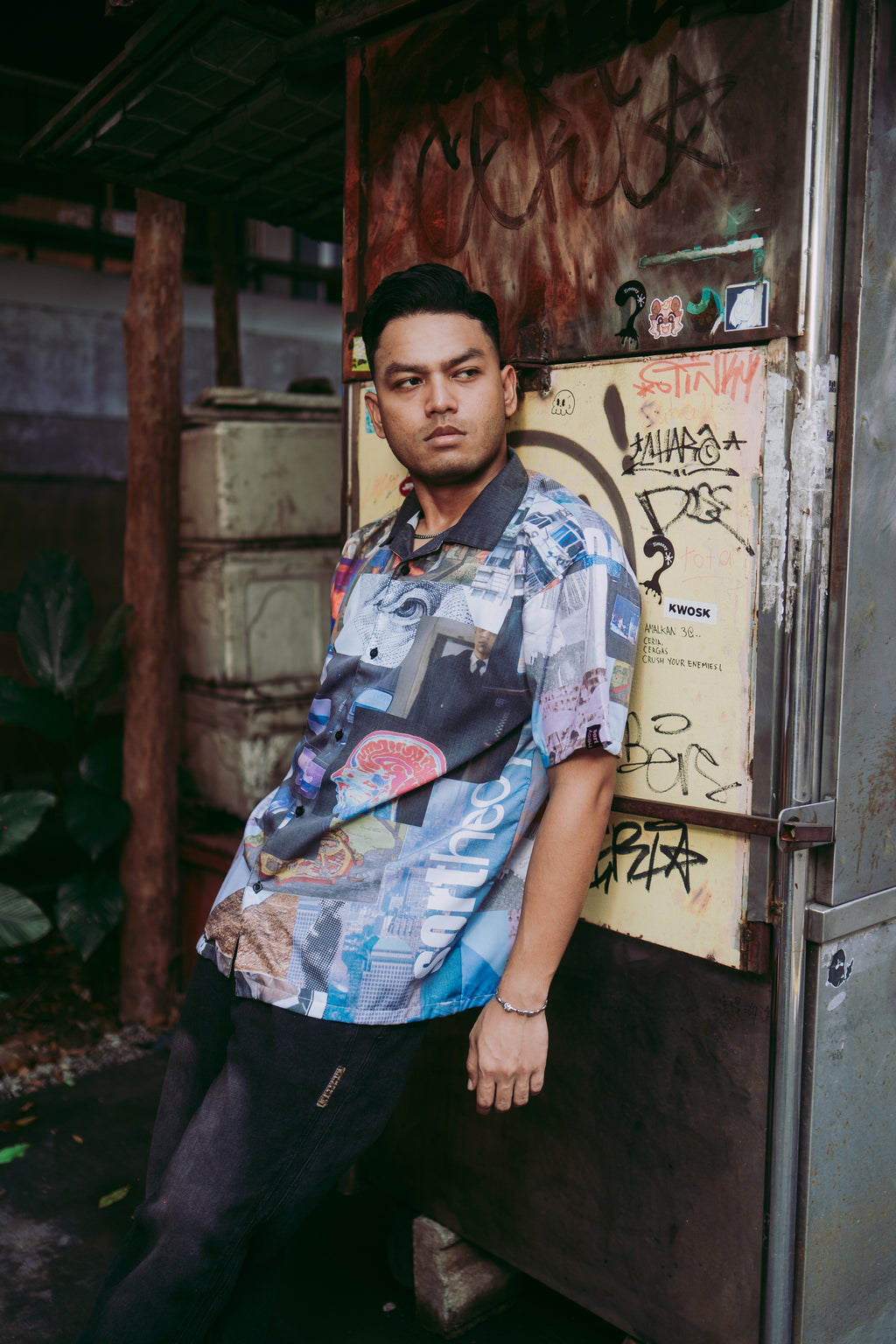 MANEUVERING SHIRT